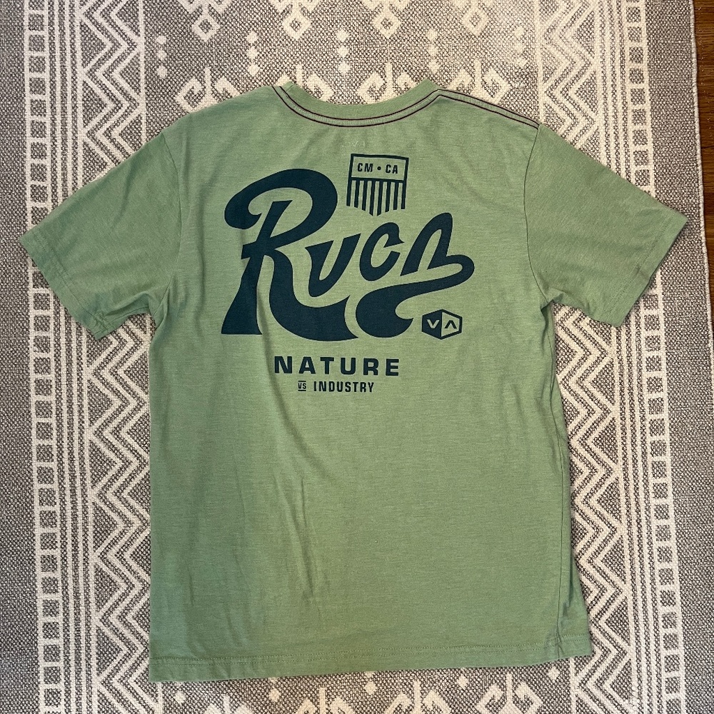 RVCA Boys T-shirt Tee L
